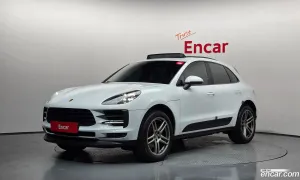 Porsche Macan 95B 2.0 2021