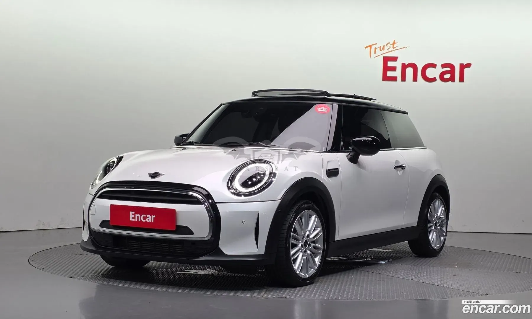 Mini Cooper Third Generation Classic Plus Launch Pack 2023