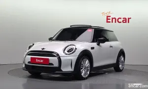 Mini Cooper Third Generation Classic Plus Launch Pack 2023
