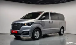 Hyundai Starex Smart Van 3-Seater 2021