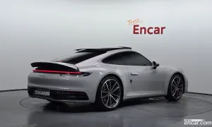 Porsche 911 Carrera 2024