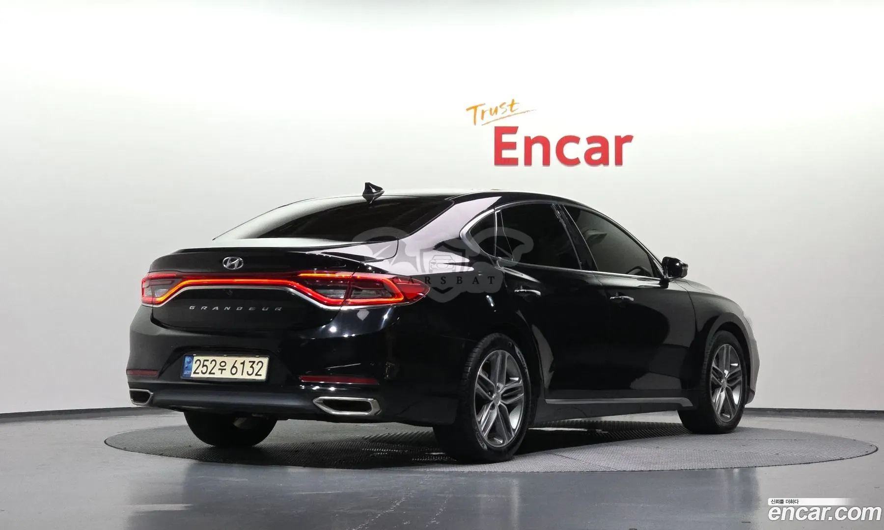 Hyundai Grandeur 3.0 LPi Exclusive (Rental Car) 2017