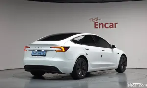 Tesla Model 3 RWD 2025