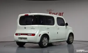 Nissan Cube Z12 1.8 S 2011