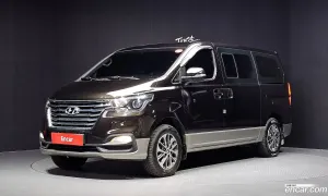Hyundai Starex Exclusive 4WD Urban 9-Seater 2018