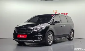 Kia Canival 9-seater Noblesse 2016
