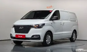 Hyundai Starex Smart Van 3-Seater 2018