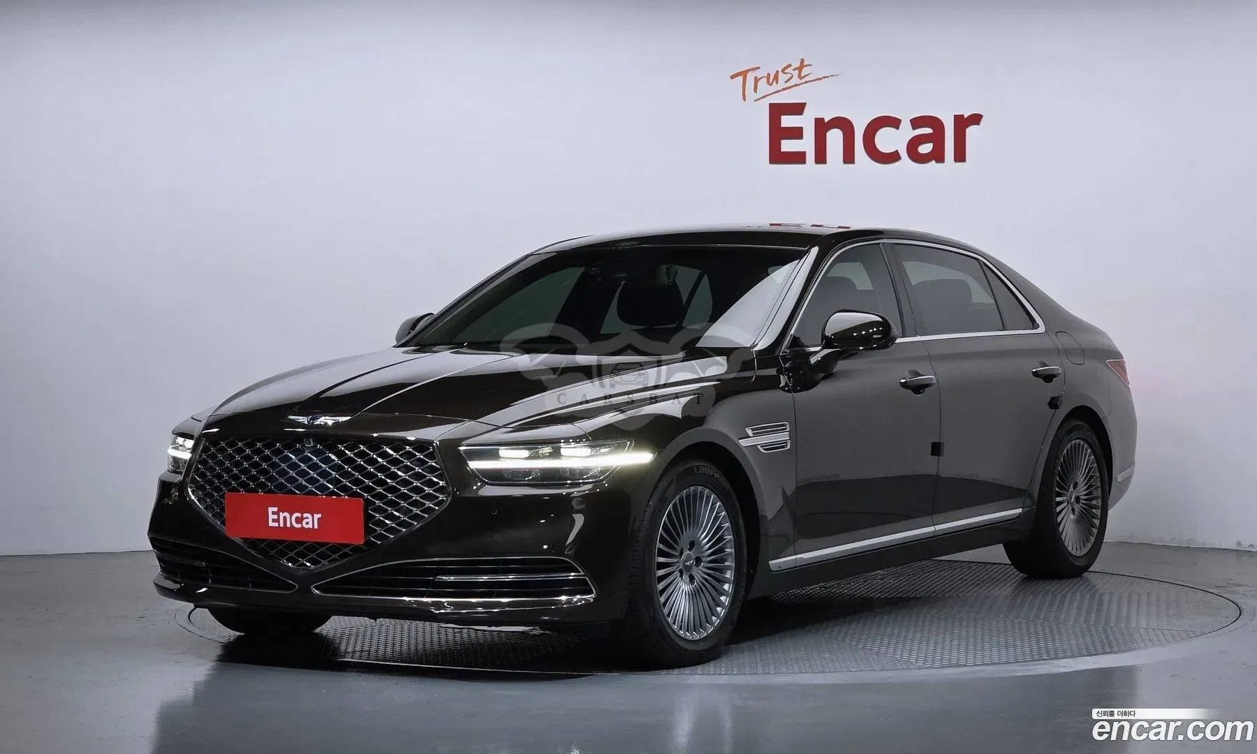 Genesis G90 Luxury 3.3 T AWD 2018