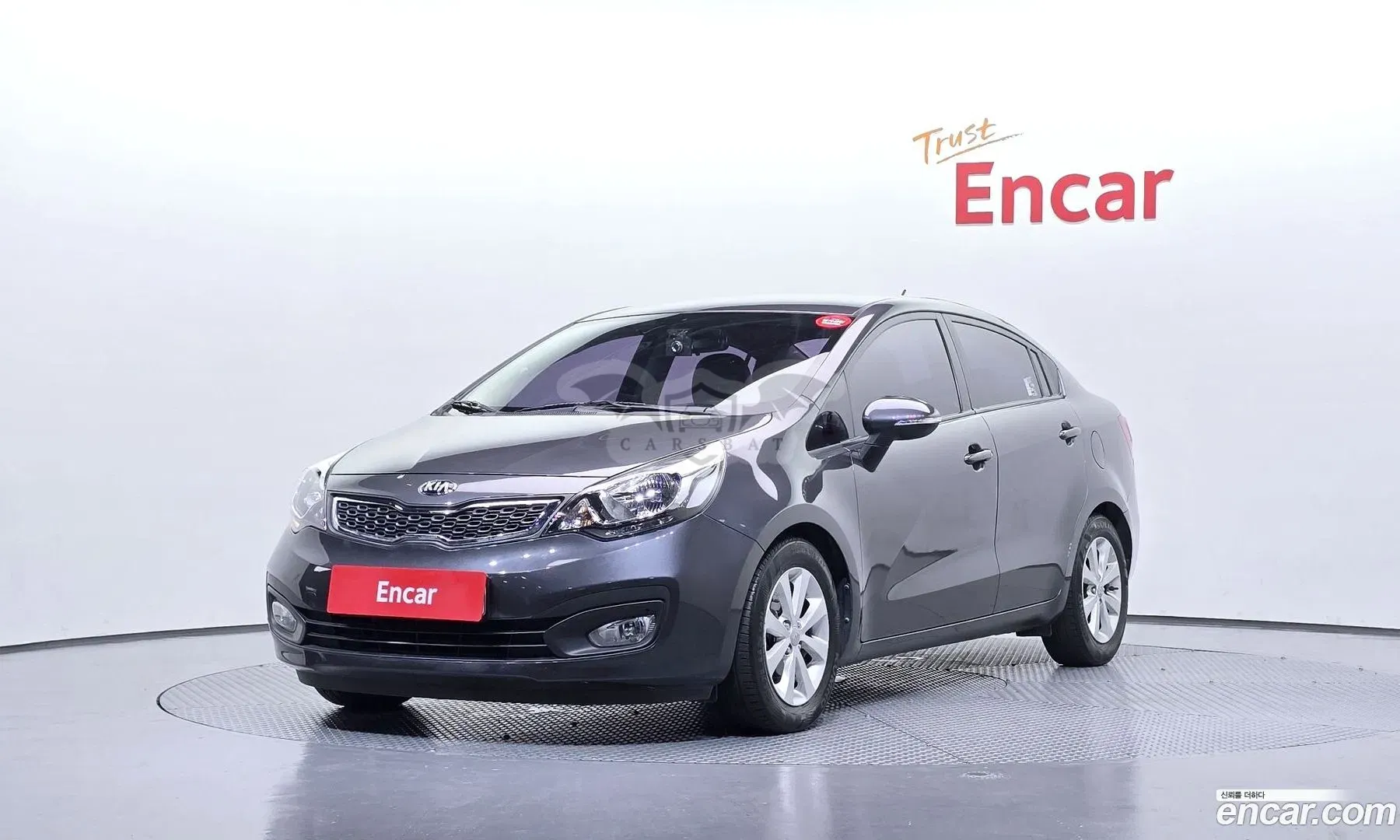 Kia Pride Deluxe 1.4 MPI Sedan 2014