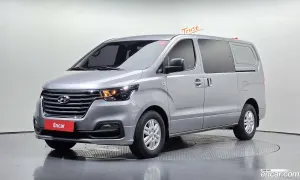 Hyundai Starex Modern Van 5-Seater 2018