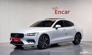 Volvo S60 B5 Ultra Bright 2024