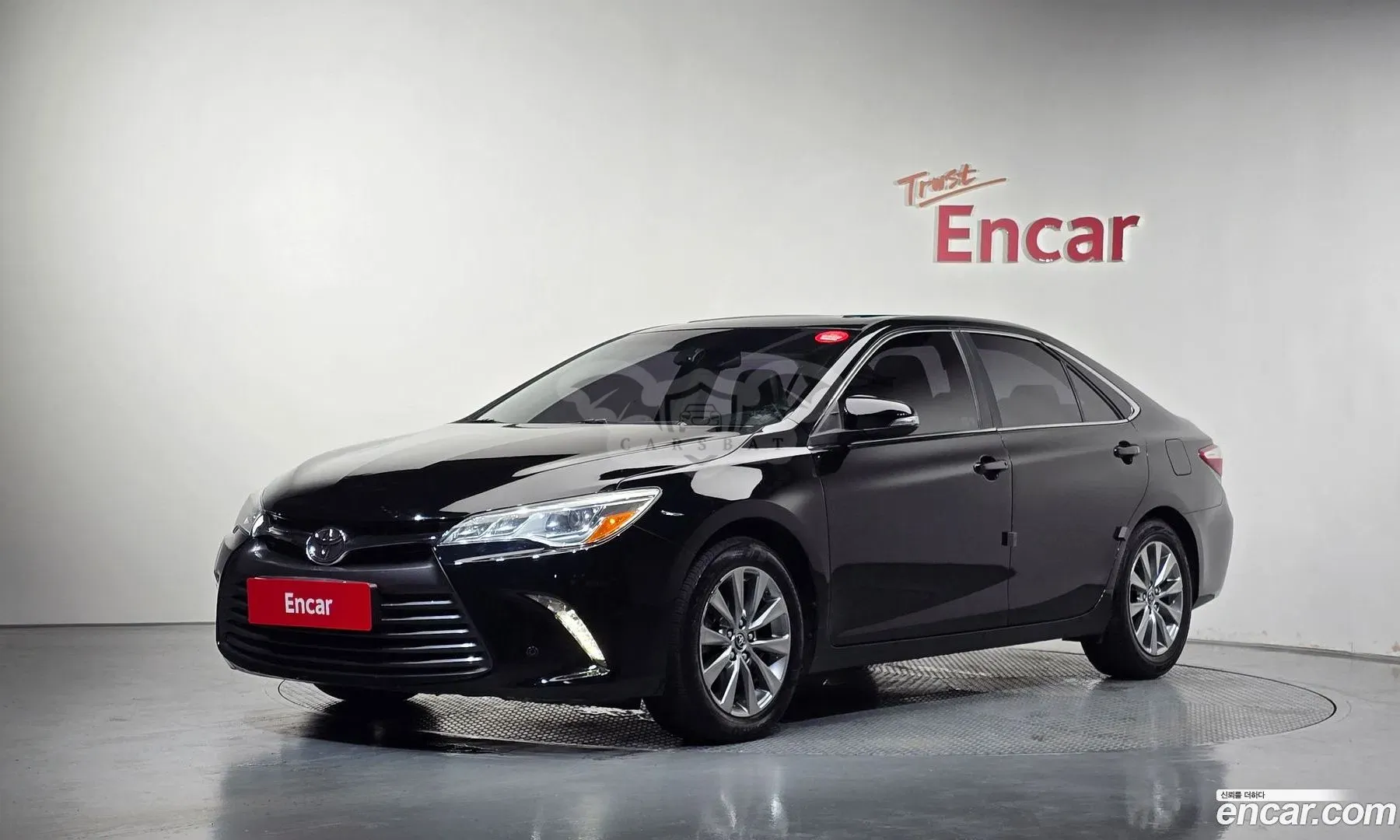 Toyota Camry 2.5 XLE 2015