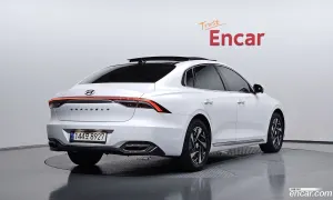 Hyundai Grandeur Le Blanc 2021