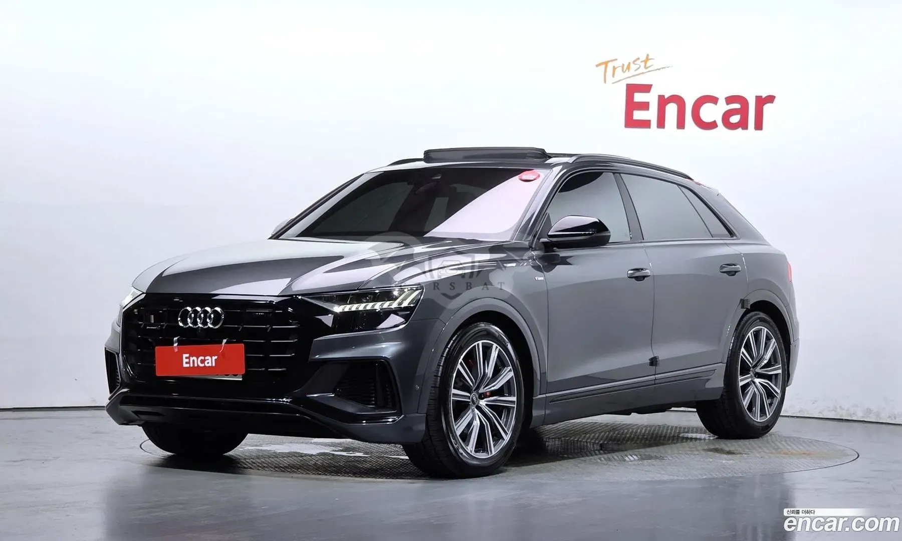 Audi Q8 55 TFSI Quattro Premium 2021