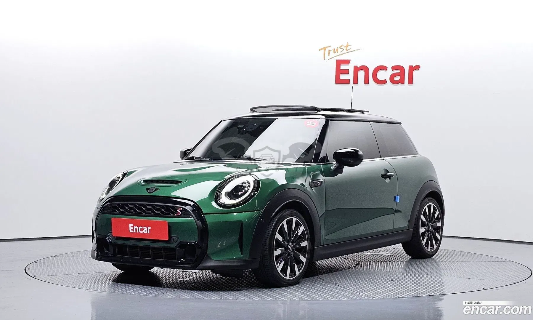 Mini Cooper Third Generation Classic 2021