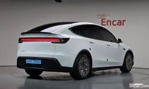 Tesla Model y L Long Range AWD 2026