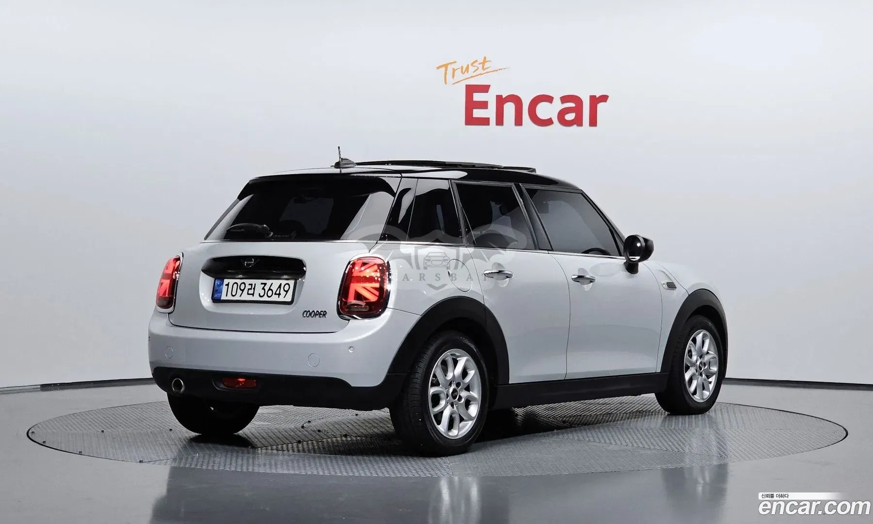 Mini Cooper 3rd 5Door HIGH 2021
