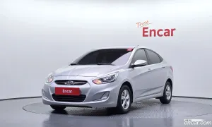 Hyundai Accent 1.4 VVT Premier 2013