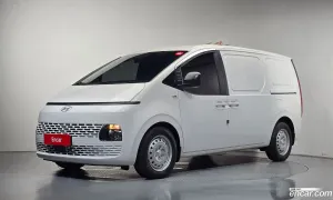 Hyundai Staria Smart Cargo 3-Seater 2025