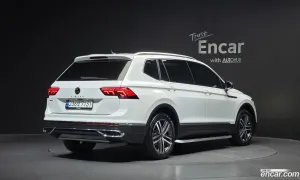 Volkswagen Tiguan 2.0 TSI Prestige 2023