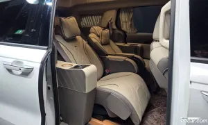 Kia Canival Signature Gasoline 9-Seater Hi-Limousine 2022