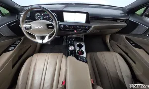 Kia K8 Noblesse 2.5 Gasoline 2WD 2021