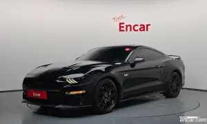 Ford Mustang Coupe 2020