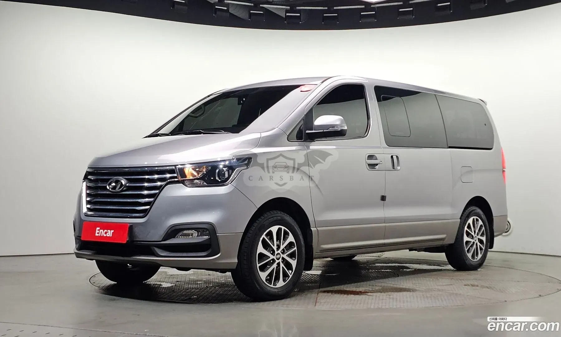 Hyundai Starex Exclusive 4WD Urban 9-Seater 2018