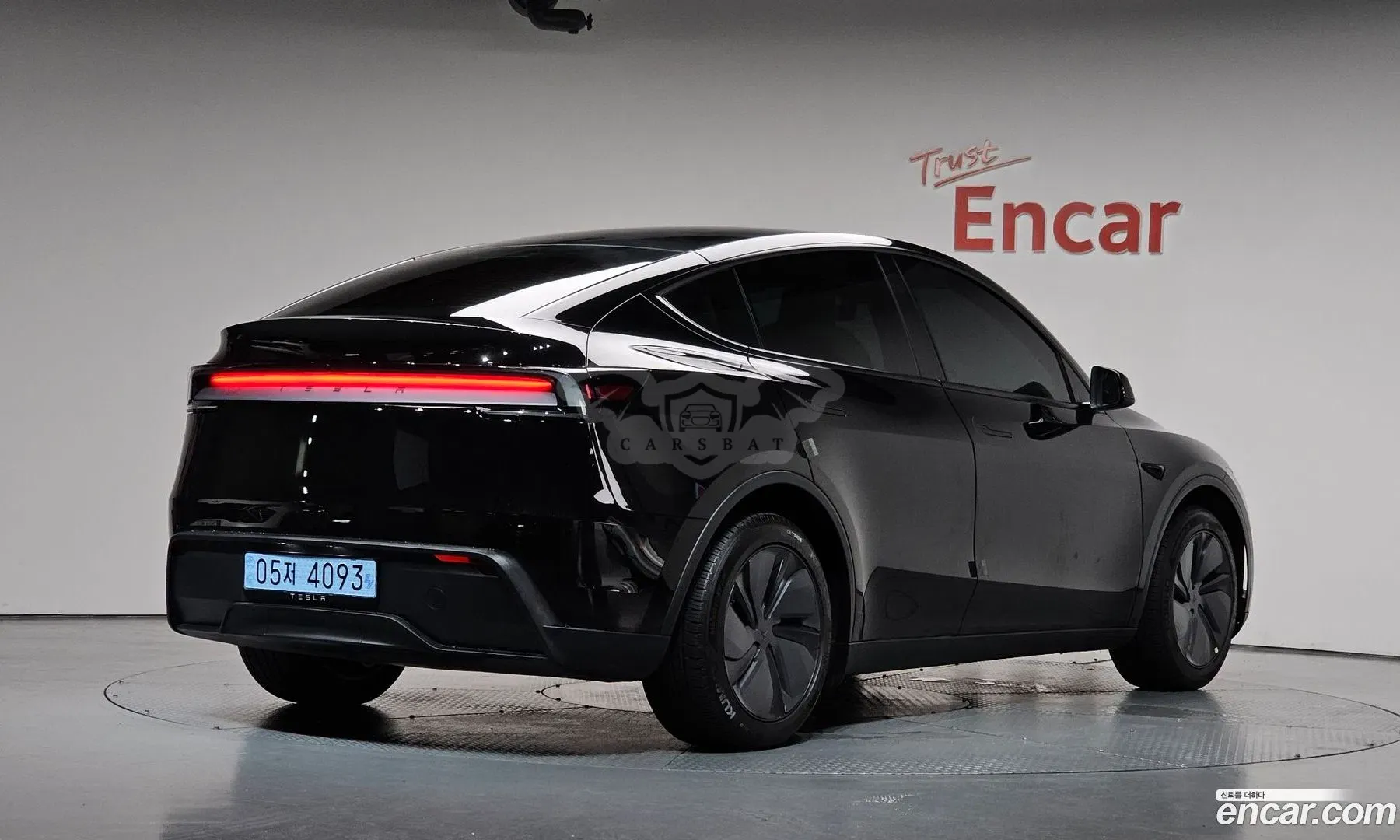 Tesla Model y RWD 2025