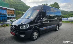 Hyundai Solati Luxury 15-seater 2017