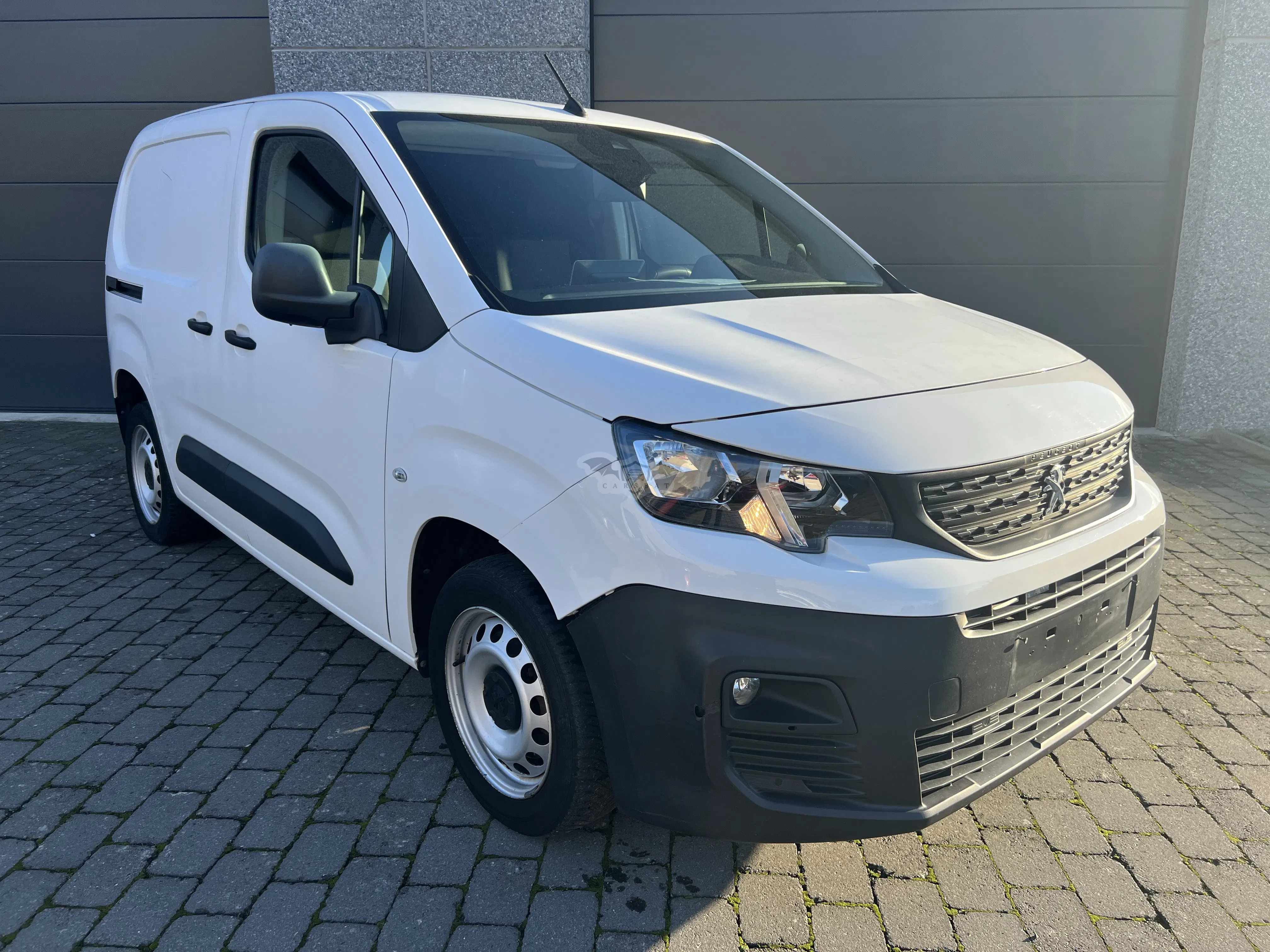 Peugeot Partner 1.2 Asphalt 2019