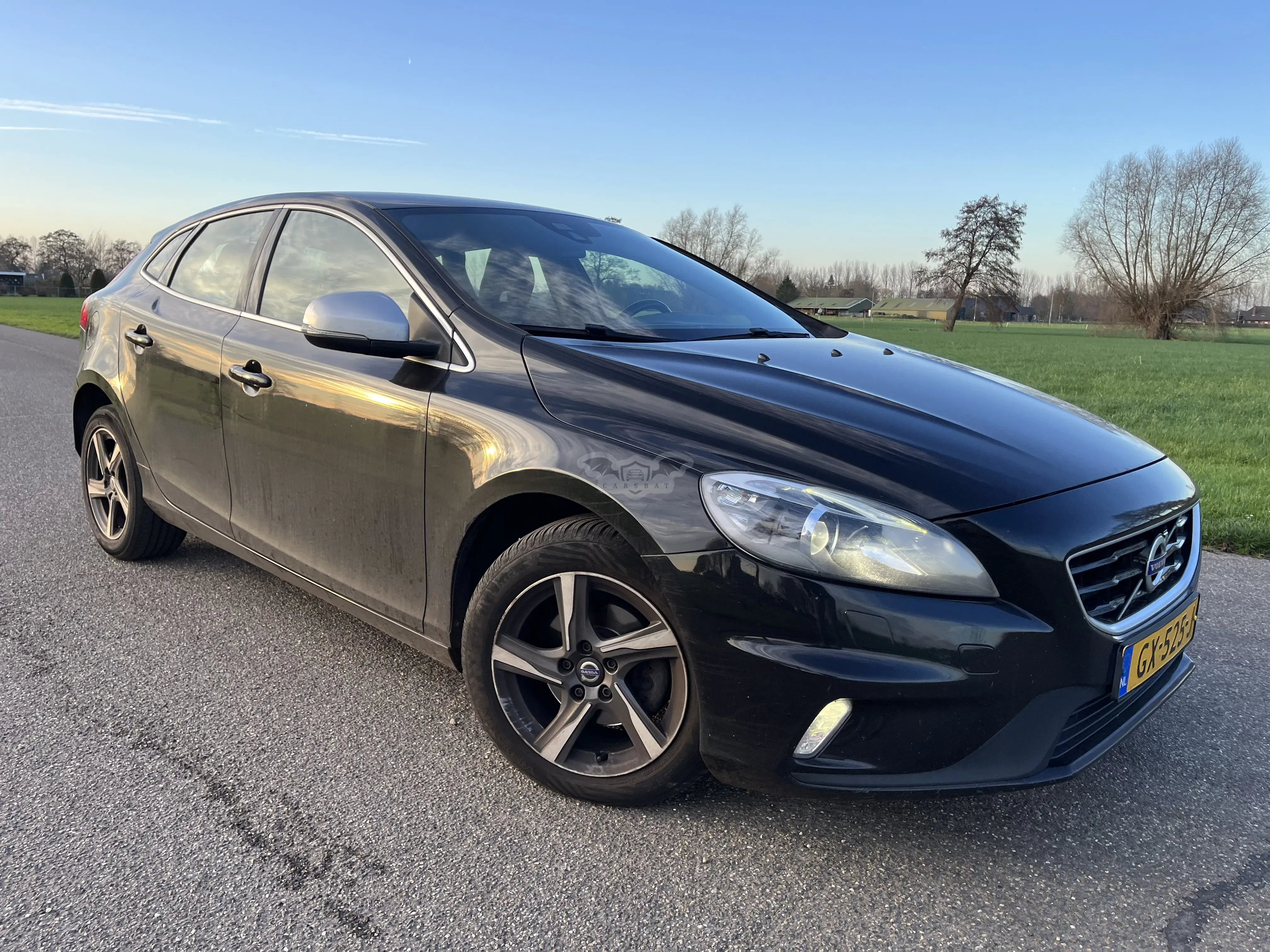 Volvo V40 D2 R-Design 2015