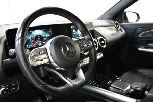 Mercedes-Benz GLA 200d Premium 2022