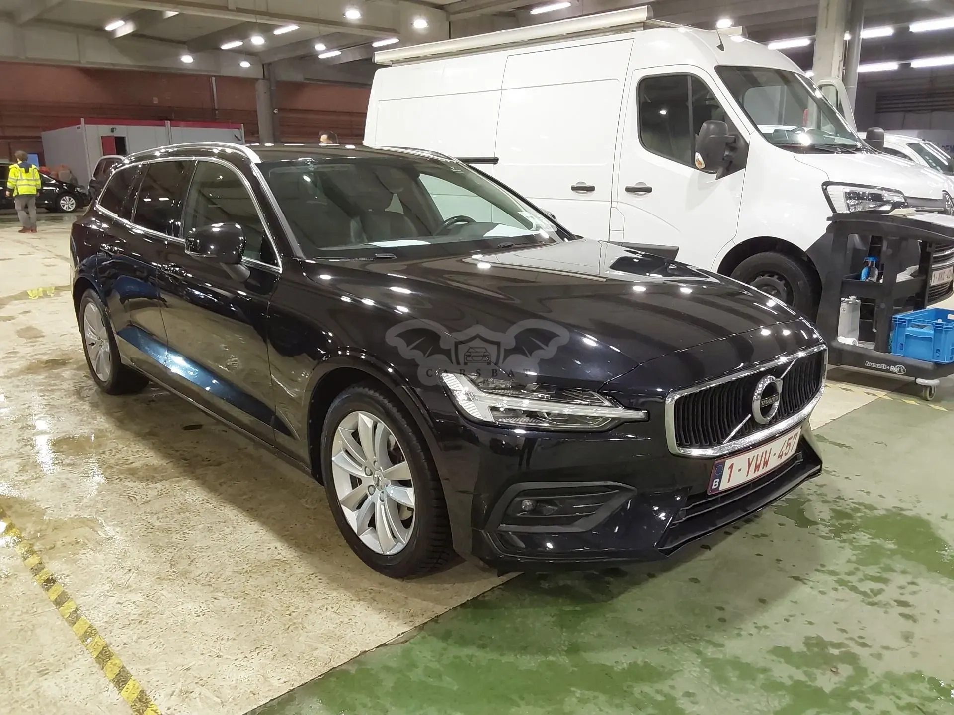 Volvo V60 D3 Momentum Pro 2021