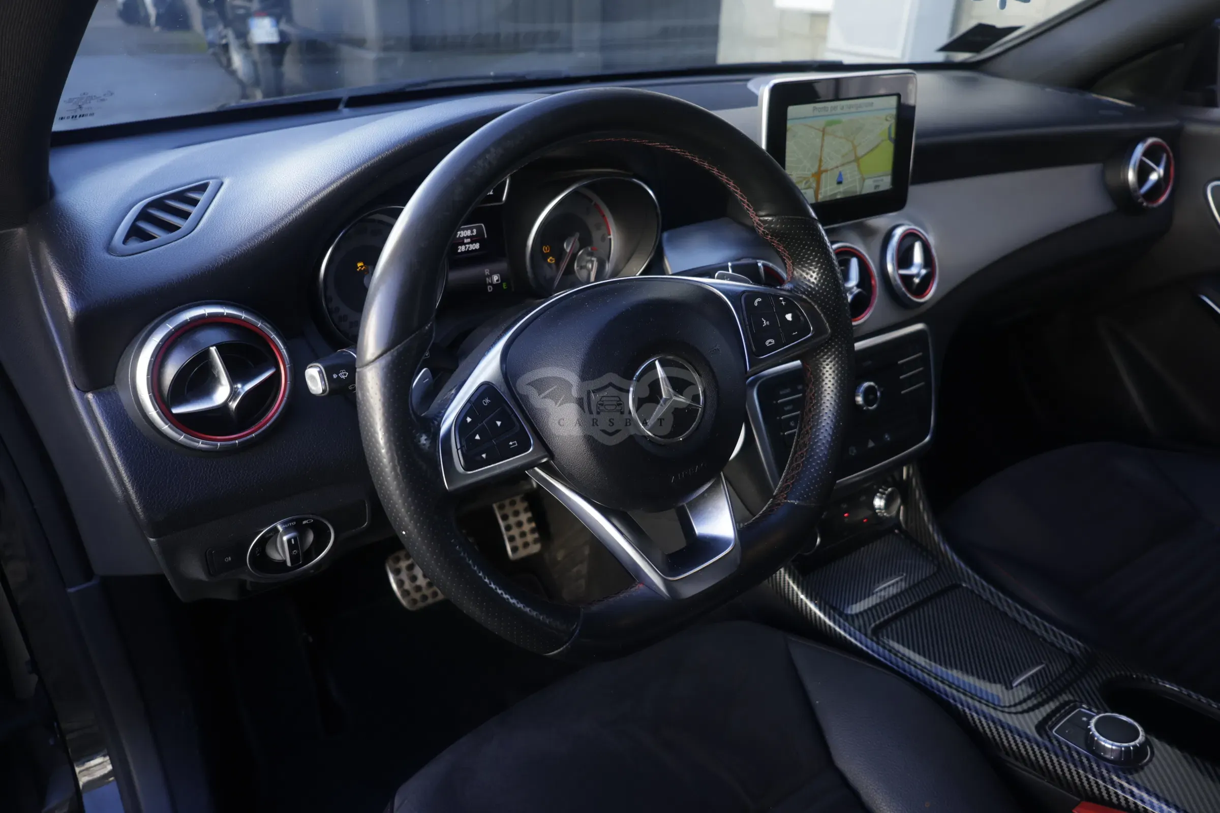 Mercedes-Benz CLA 220d Premium 2015