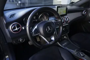 Mercedes-Benz CLA 220d Premium 2015