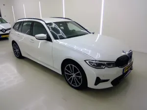 BMW 3 Series Touring 318i Sport 2022