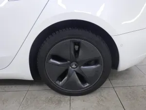 Tesla Model 3 Standard Range Plus 2020