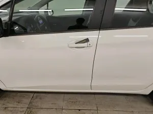 Toyota Yaris 1.0 VVT-i Connect 2020