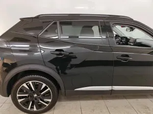 Peugeot 2008 1.2i Allure 2020