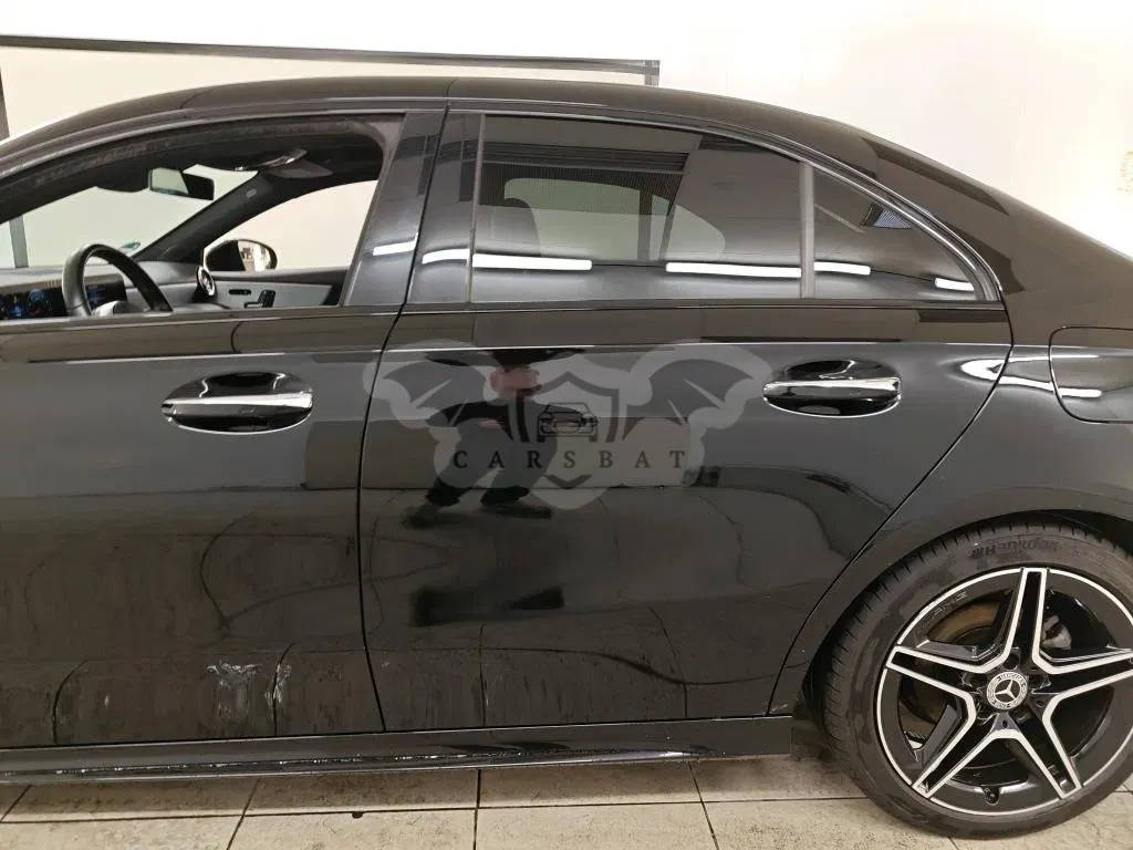 Mercedes-Benz A 180 Business Solution AMG 2021