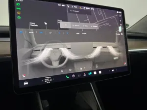 Tesla Model 3 Standard Range Plus 60 kWh 2020