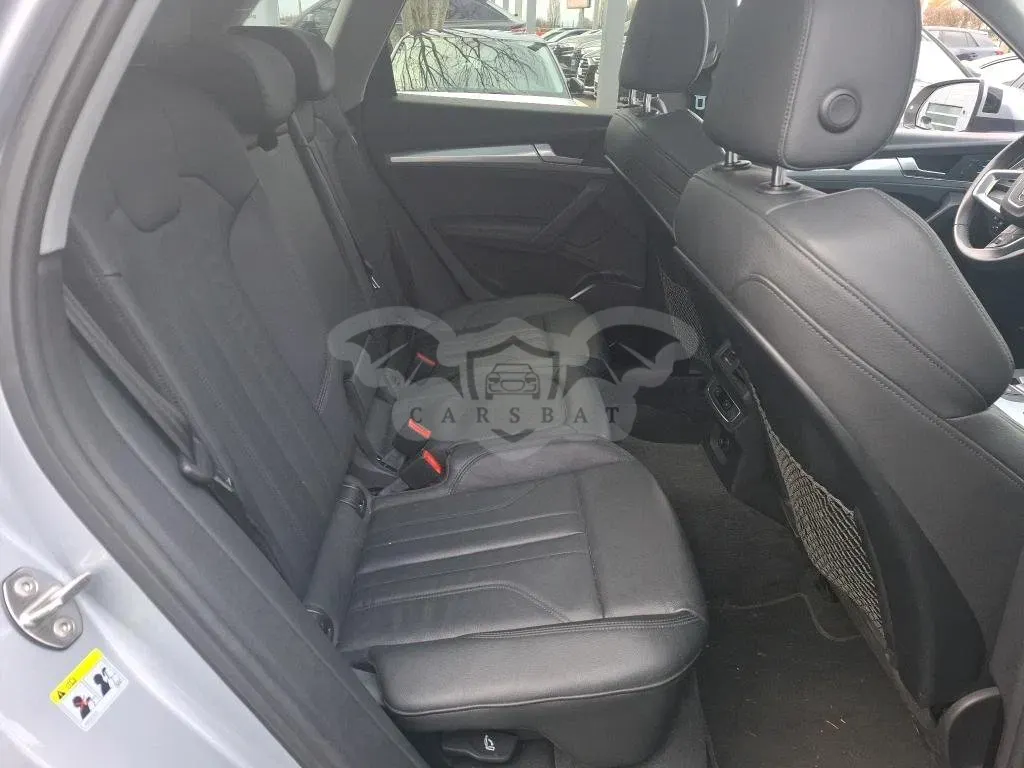 Audi Q5 50 TFSIe Avus 2021