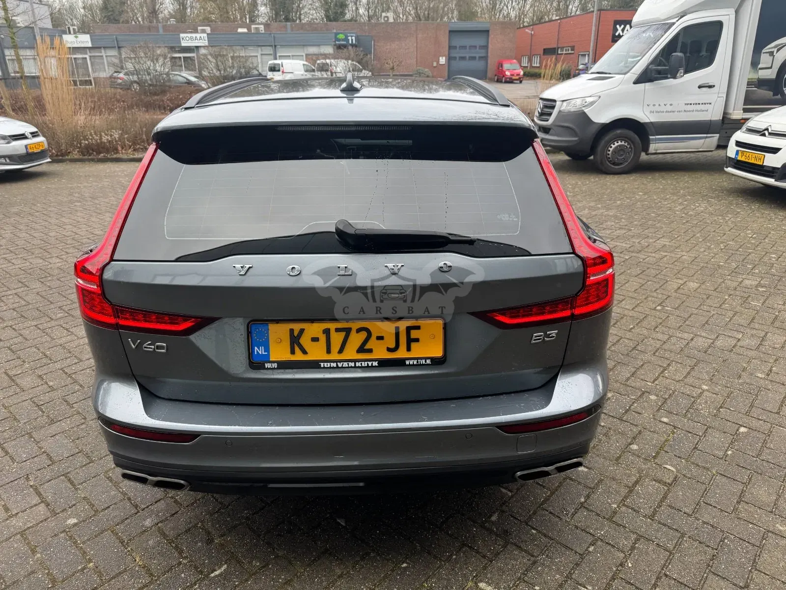 Volvo V60 B3 Momentum 2021