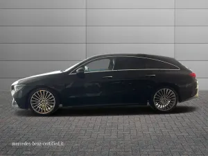 Mercedes-Benz CLA Shooting Brake 200d AMG Line 2024