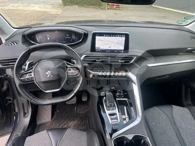 Peugeot 5008 1.2i Allure 2018