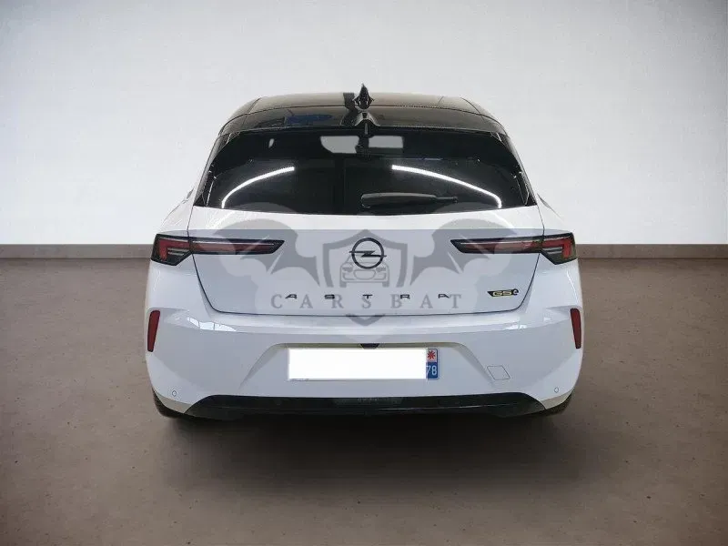 Opel Astra GSe 2023