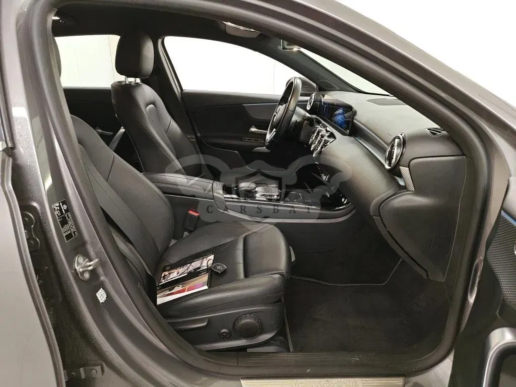 Mercedes-Benz A 180 Business Solution 2021