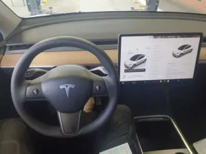 Tesla Model Y Long Range 2023