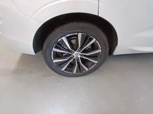 Volvo XC60 B4 Core 2024